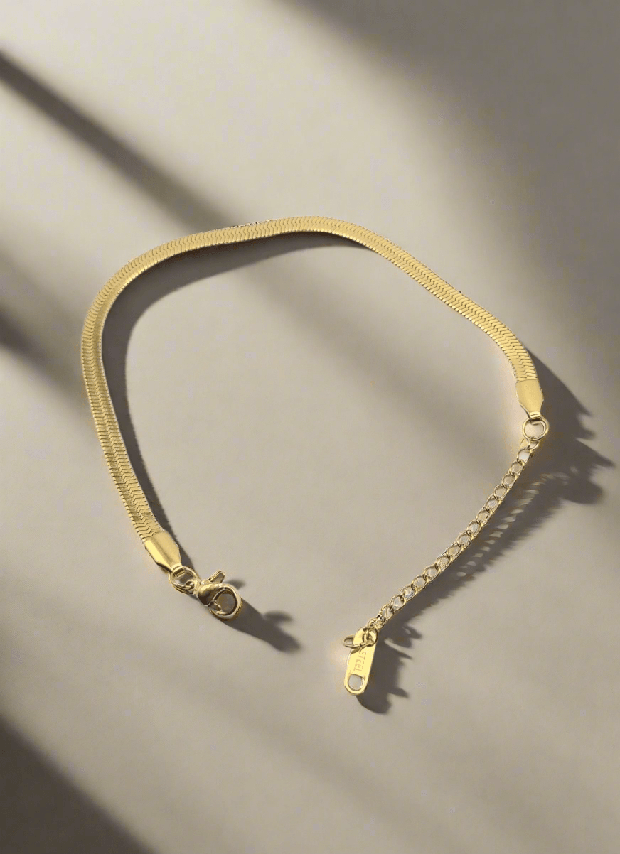 Vergoldetes 18K Armband mit breitem Band - König Jewelry